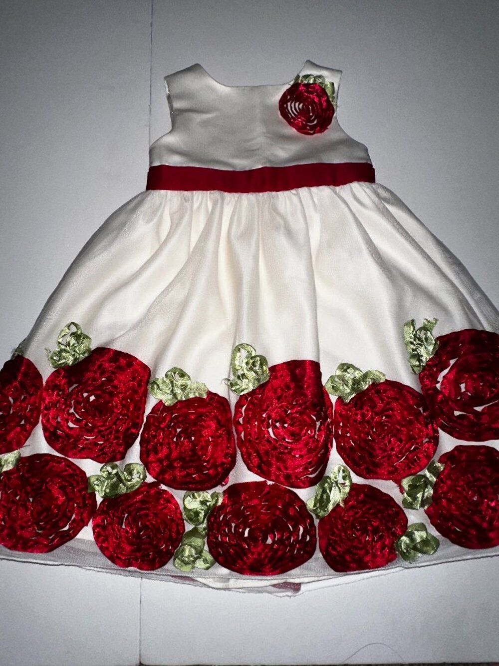 American Princess White Satin Red Rosette Wedding Party Dress Pageant 3T EUC